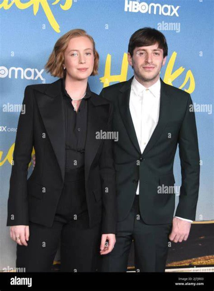 Alex Edelman & Hannah Einbinder: Couple's Latest News