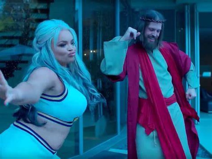 Trisha Paytas Modern Family: The Rise of a Beloved Reality Star